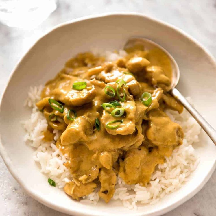 Chinese Satay Chicken Stir Fry - This is the Chinese takeout version of satay! Chicken stir fried in a satay sauce, this is made from scratch and tastes incredible. And easy! www.recipetineats.com